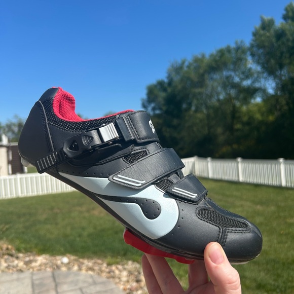 Peloton Indoor Cycling Shoes Black Red White 41 10 - Picture 1 of 8